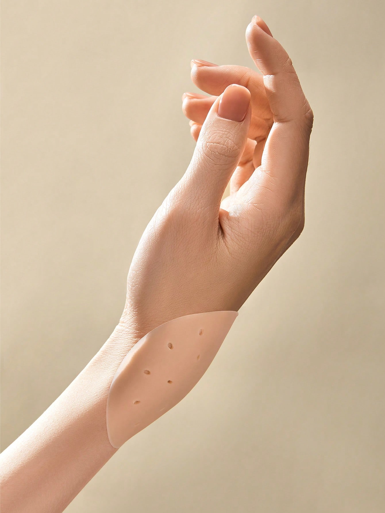 DUMMY - LUVLETTE Pezonera Chocolate con perforaciones